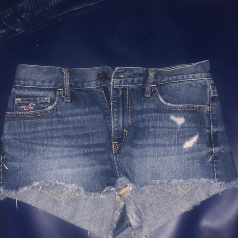 Hollisyer High Rise Jean Shorts